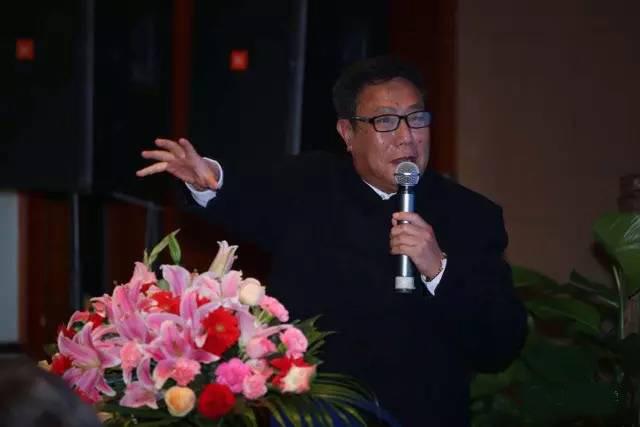 该中华儒商登场的时候了 该中华儒商登场的时候了