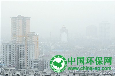 武汉环境监测显示昨天北方沙尘吹来为今年最重扬尘污染