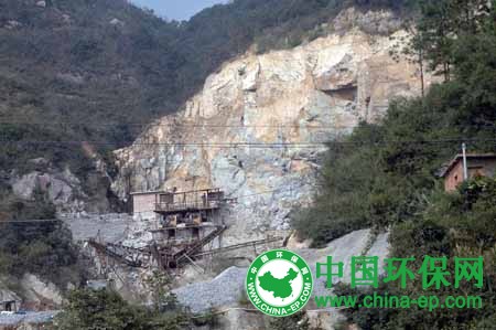 河北唐山严厉查处非法采矿27起 罚没276.084万元