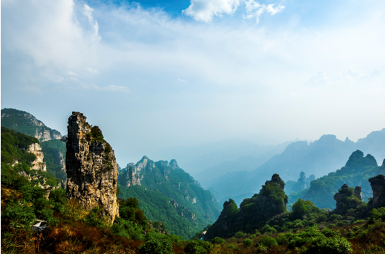 追云白石山,赏“花”暖泉镇