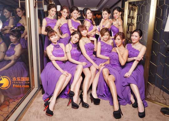 2016只看脸!永乐国际「乐精灵」行动网罗台北游戏showgril