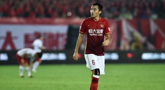 苏宁vs恒大首发:廖力生首发郜林替补 高拉特冲锋