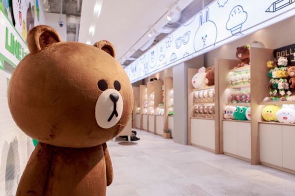 主打“萌萌哒”表情的Line,这次终于要上市了