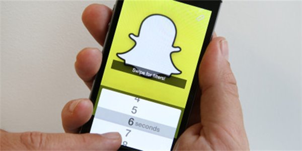 “阅后即焚”应用Snapchat正式启动IPO,估值或达200亿美元