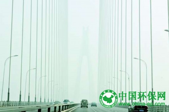 武汉:府河污染中2家重污染作坊被强制停电 4化工厂责令停产 昨日发布2013环境状况报告