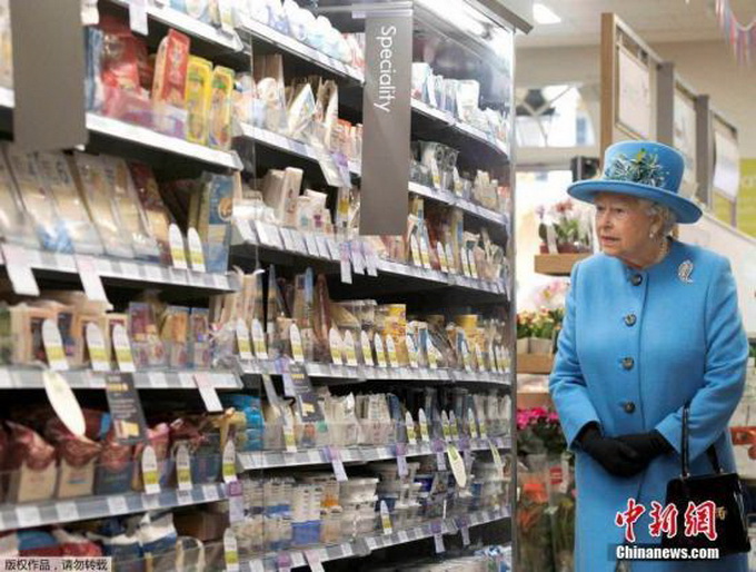 英国女王“长寿菜单”:坚持去淀粉 爱吃巧克力