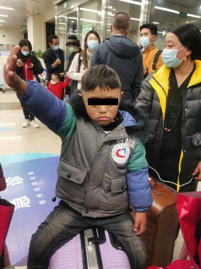 23名藏区儿童先心病患者进京免费治疗，最小的只有2岁