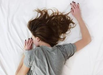 打呼噜影响睡眠，晚上打呼噜吃什么药管用？
