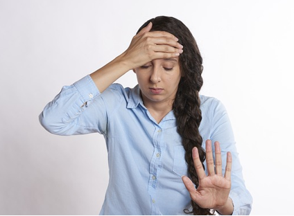 缓解月经性偏头痛，佐米曲普坦片哪种效果好？